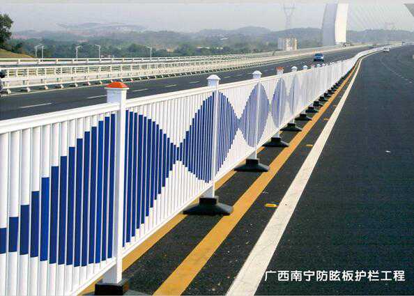 防眩板护栏 防眩板护栏