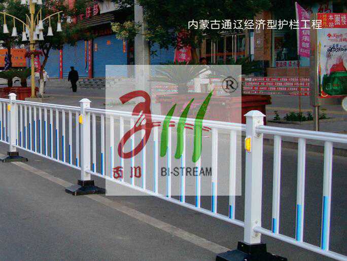 为什么锌钢道路护栏不容易生锈 道路护栏